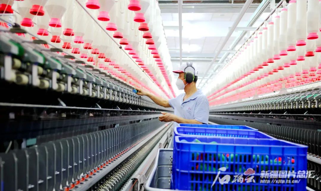 开局良好成绩亮眼前两月新疆经济观察